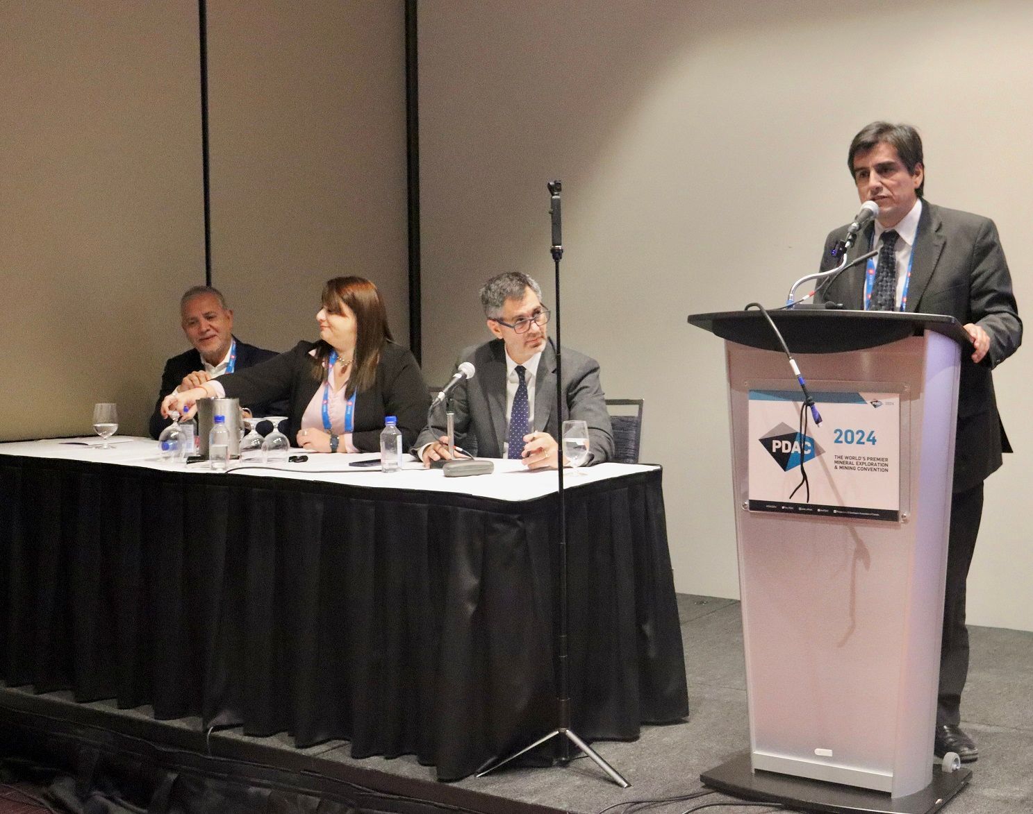 Illustrative image for the news: Catamarca delegation, focused on lithium investments, embarked on PDAC 2024 | Panorama Minero