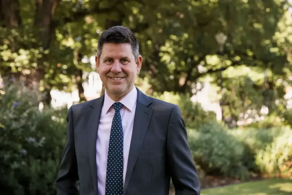 Illustrative image for the news: Setting World-Class Standards in Quality and Professional Development for Mining Professionals | Panorama Minero