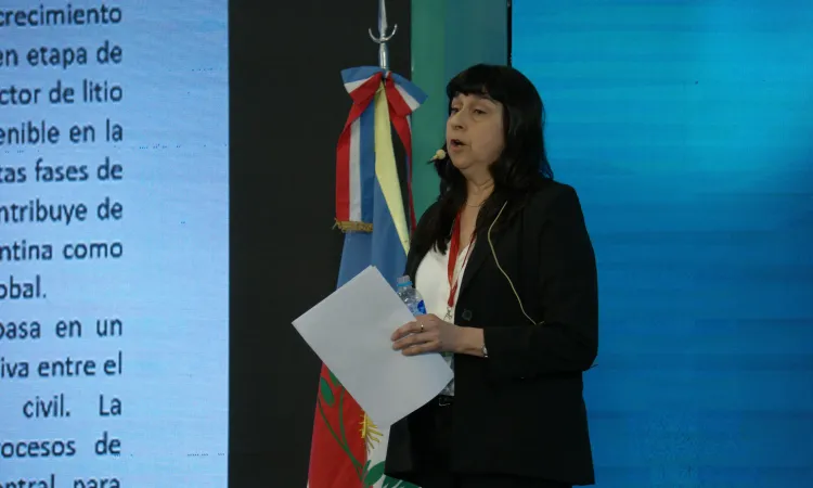 Illustrative image for the news: Catamarca Reshuffles Mining Leadership: Teresita Regalado Appointed Minister and Marcelo Murúa Named YMAD Director | Panorama Minero