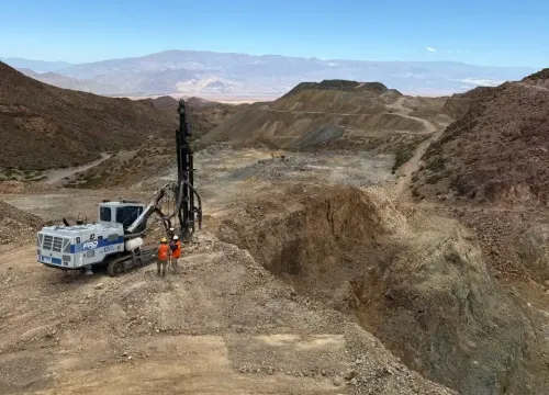 Illustrative image for the news: Casposo: Austral Gold announced the signing of two mining services contracts with suppliers from San Juan province | Panorama Minero