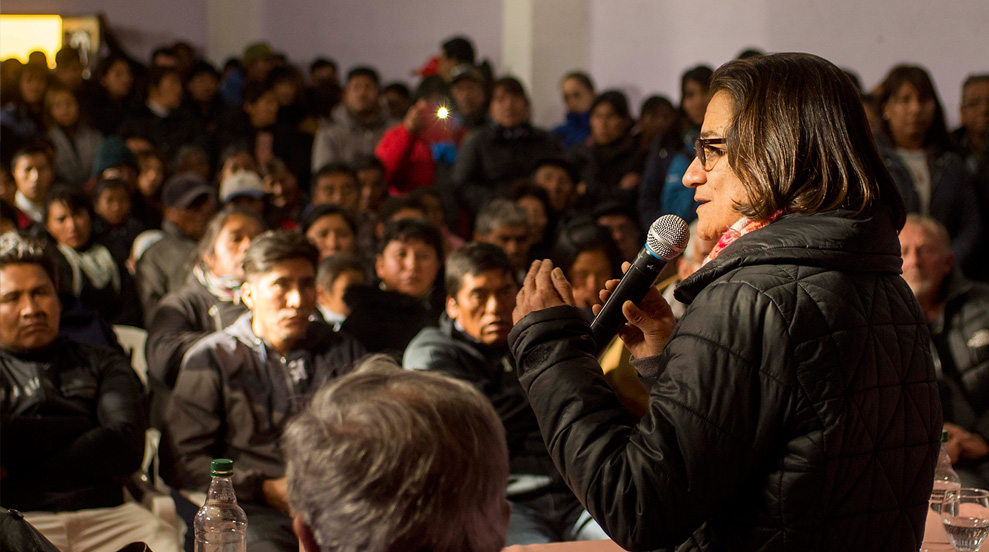 Imagen ilustrativa para la noticia: Catamarca: Lucía Corpacci participó de asamblea vecinal para debatir fondos de la actividad minera | Panorama Minero