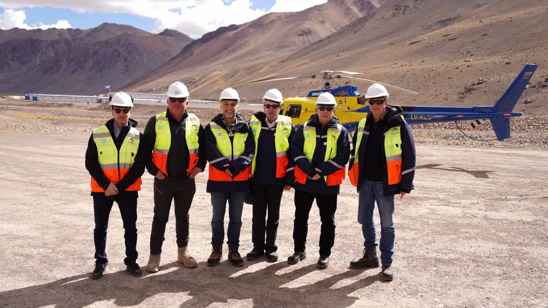 Autoridades nacionales e internacionales visitaron el proyecto cuprífero Los Azules
