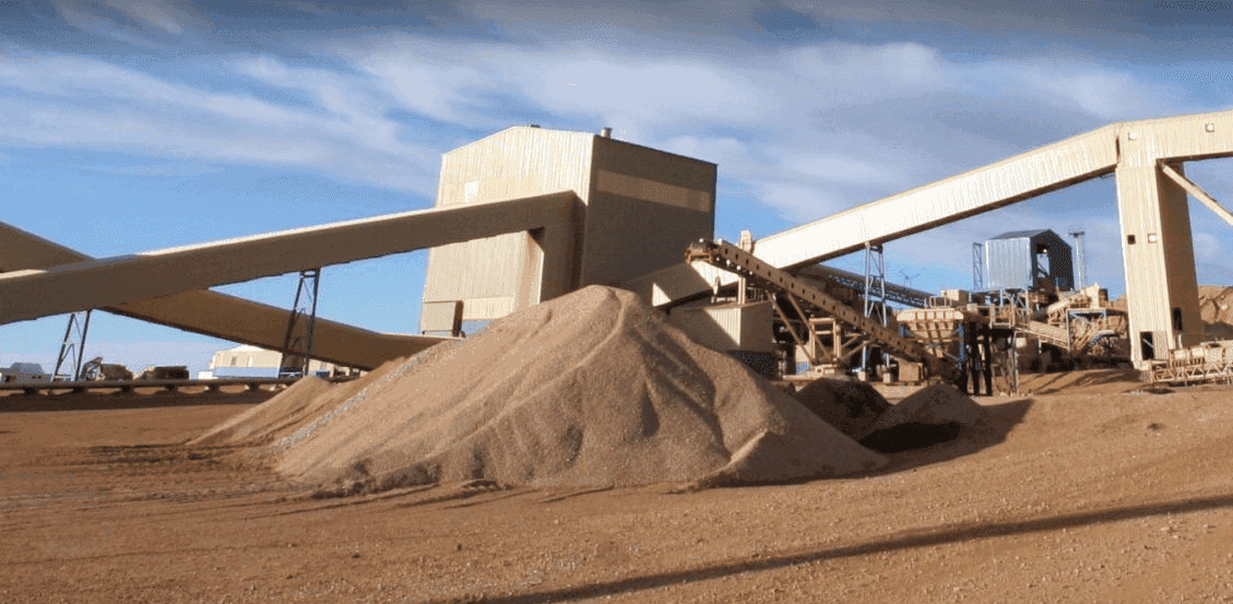 Informe de la cartera minera nacional: por cada 100 dólares exportados en el año, la industria importó 32