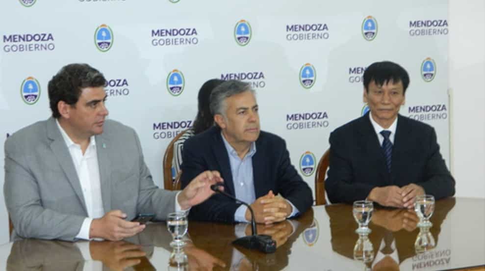 Imagen ilustrativa para el artículo: Alfredo Cornejo, Governor of Mendoza province: «There are serious intentions to reactivate and invest in Potasio Río Colorado