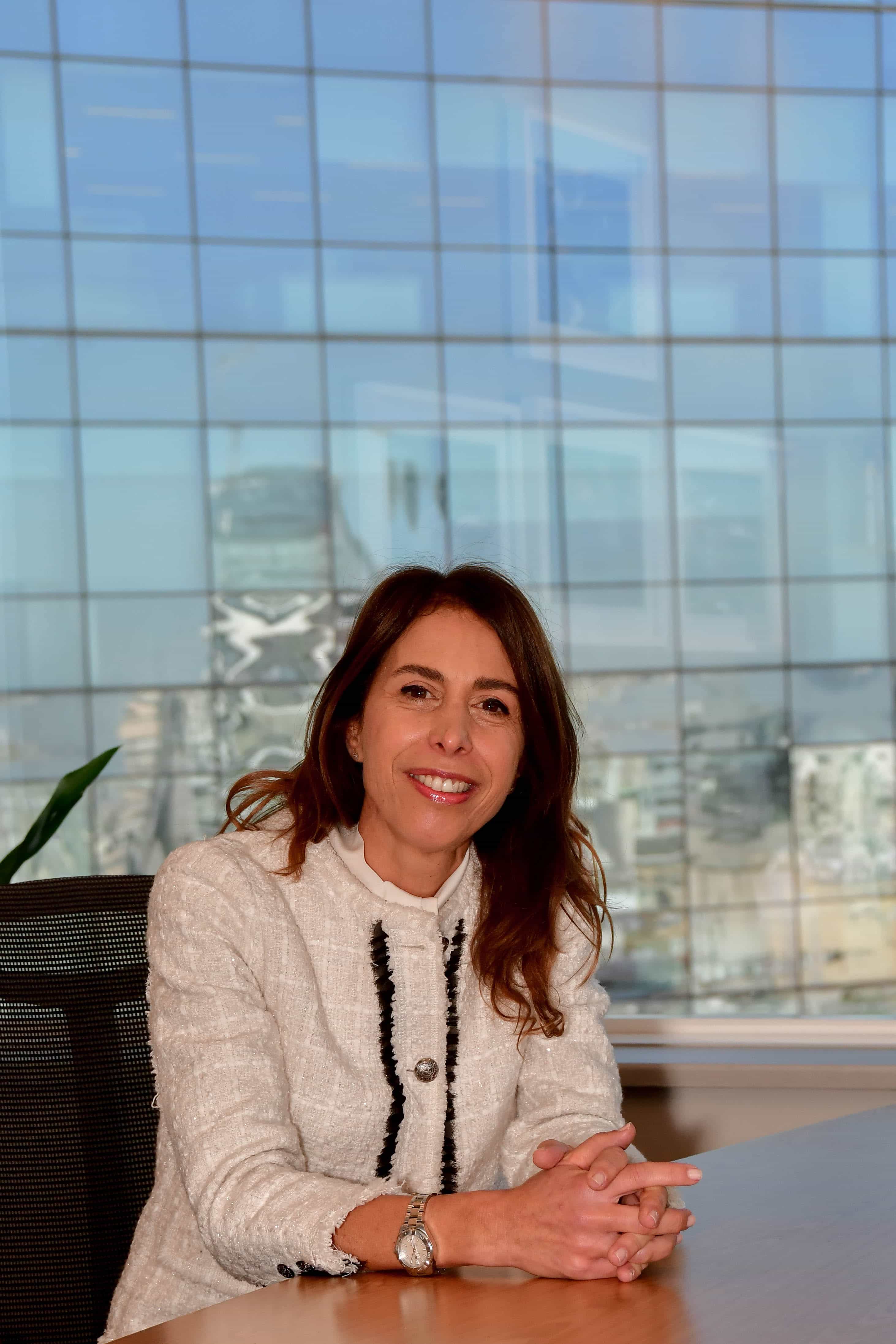 Newmont Cerro Negro designó a María Eugenia Sampalione como directora de Sostenibilidad y Relaciones Externas
