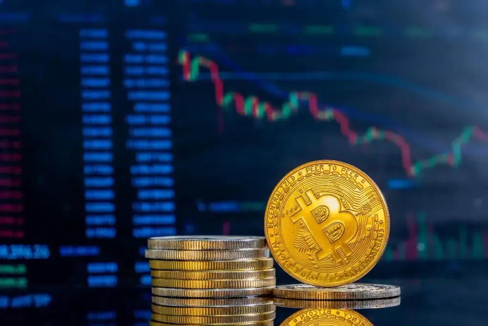 Illustrative image for the news: Warning issued over crypto investments backed by minerals: red flags behind lithium and gold promises | Panorama Minero