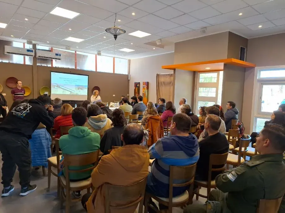 Glencore Pachón informó a la comunidad acerca de la construcción de un puente sobre el Río Los Patos 