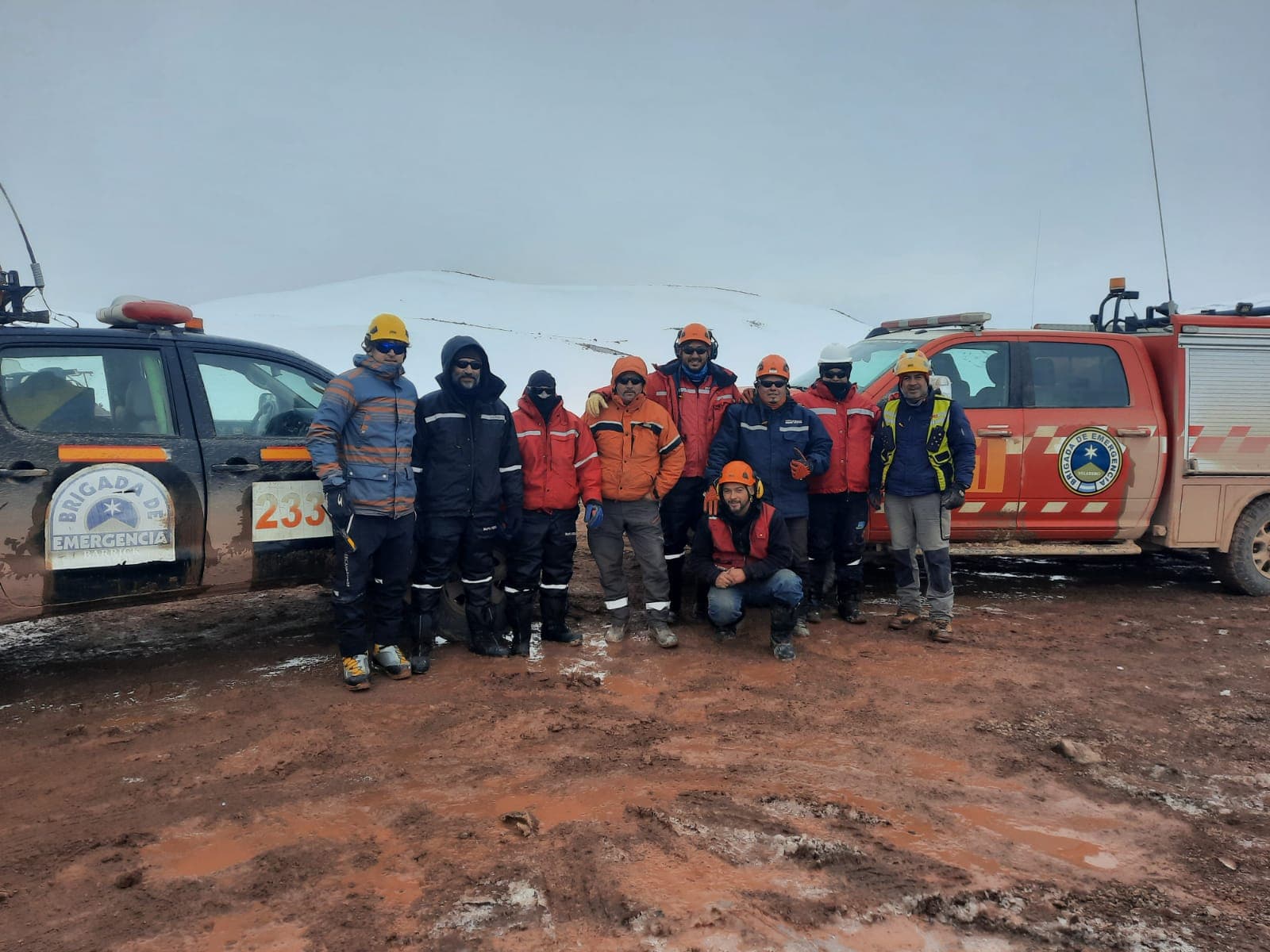 An operation by the Veladero, Lama, and the San Juan Government Teams safeguards 16 miners from an exploration company