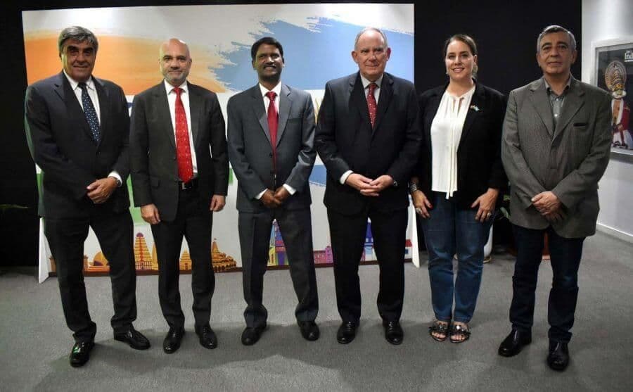 Illustrative image for the news: India Strengthens Its Interest in Argentine Mining with a Focus on Lithium and Strategic Cooperation | Panorama Minero