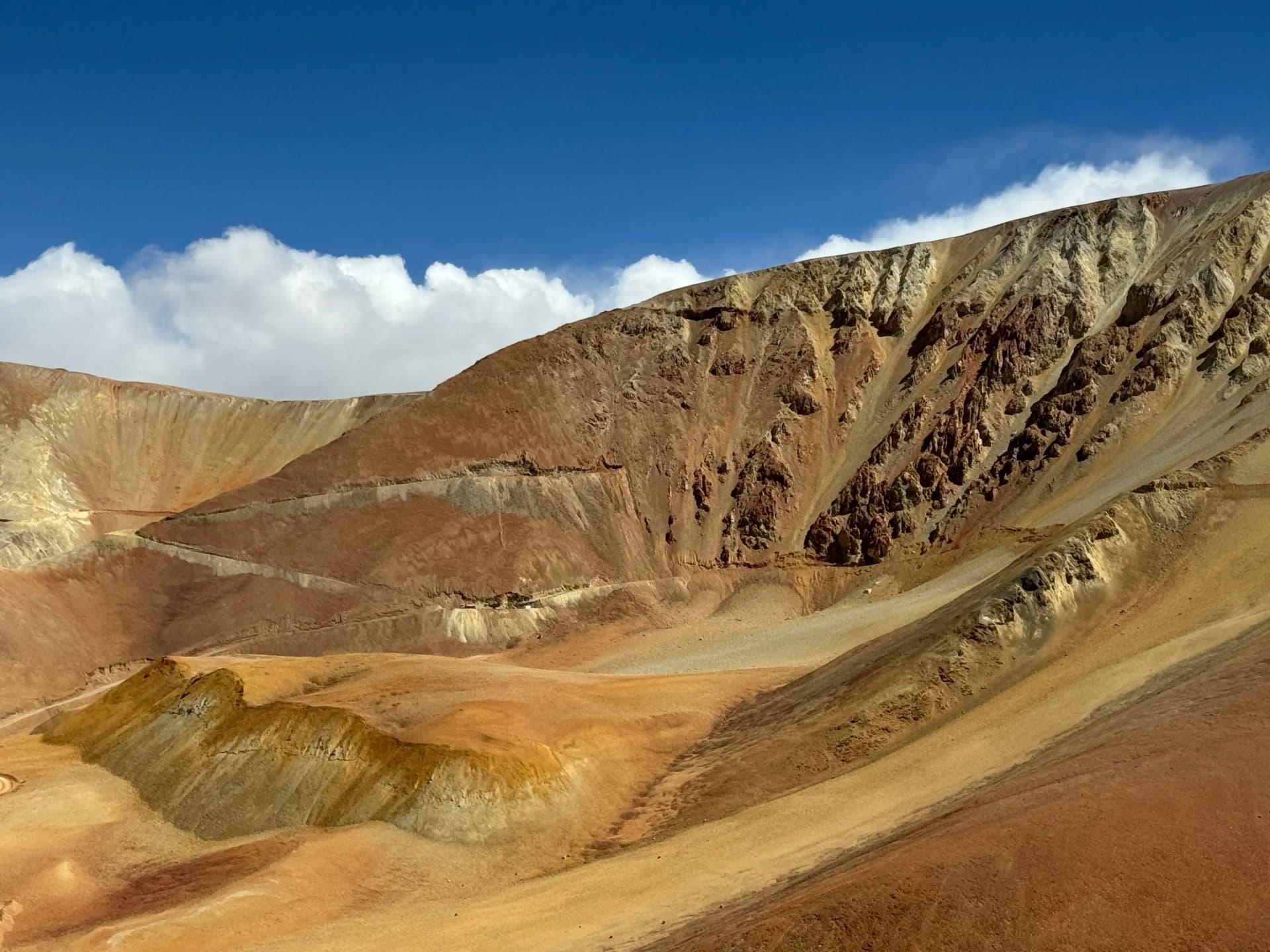 Filo Sur Project: New Geophysical Target on Trend with Filo Del Sol