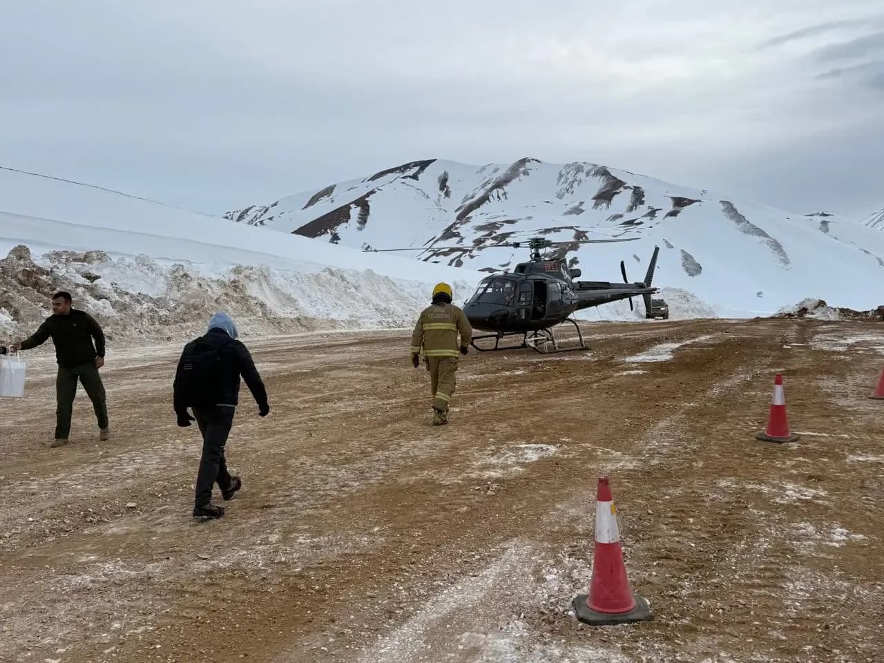 Veladero Implements Preventive Air Transfers Amid Severe Weather Conditions