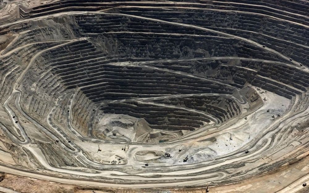 Imagen ilustrativa para la noticia: En foco: ¿Es posible pensar en una fusión entre Rio Tinto y Glencore? | Panorama Minero