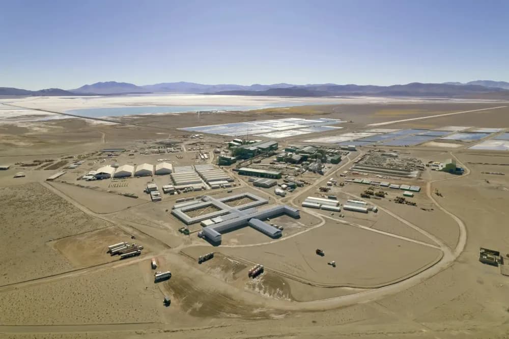 Illustrative image for the news: Mining Exports Rise 74.4% Year-on-Year, Setting a Record in the First Half | Panorama Minero