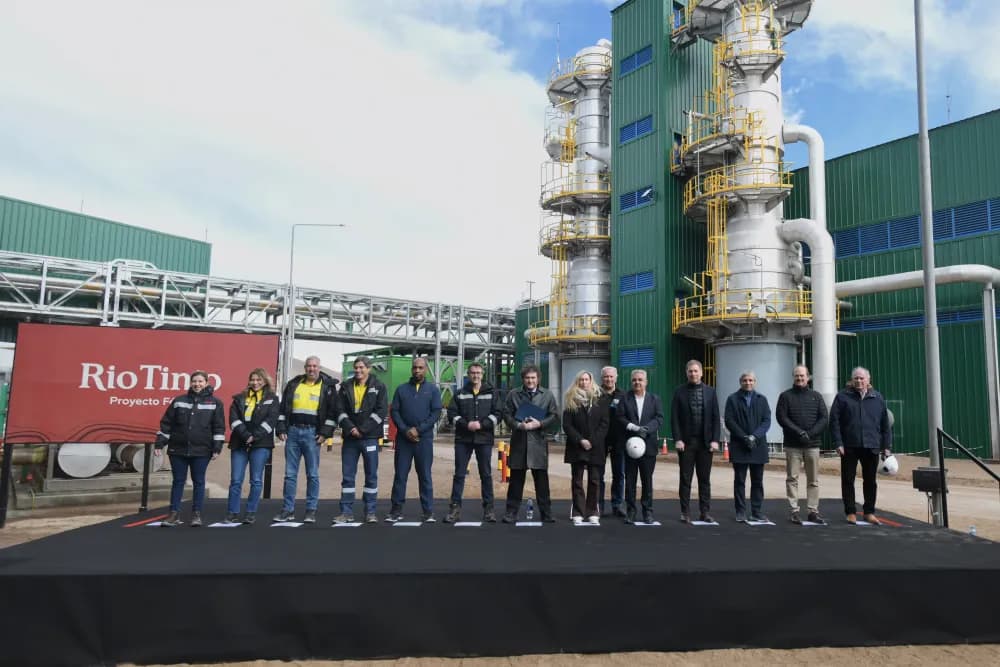 Imagen ilustrativa para la noticia: Javier Milei inauguró en el Día del Trabajador Minero la expansión de Fénix 1B y la operación Sal de Vida