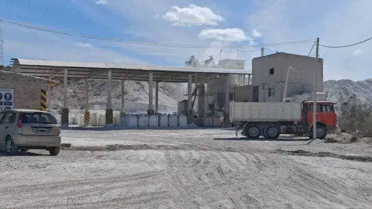 Imagen ilustrativa para la noticia: CEPICAL apunta a integrar a pequeños caleros en la minería metalífera de San Juan | Panorama Minero