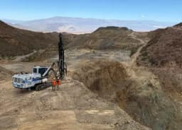 Imagen ilustrativa para la noticia: Casposo: Austral Gold anunció la firma de dos contratos de servicios mineros con proveedores de San Juan