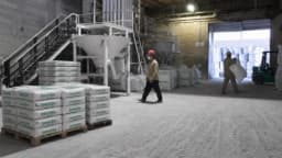 Illustrative image for the news: Agrogol: San Juan's Innovation for Global Agriculture Through Processed Liquid Diatomaceous Earth