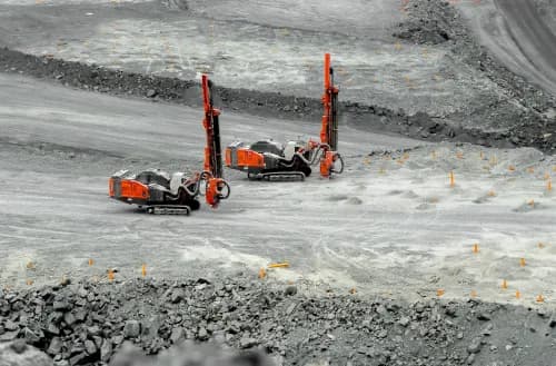 Imagen ilustrativa para la noticia: Proveedores: Sandvik incorpora control remoto multipunto en perforación de superficie | Panorama Minero