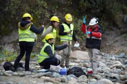 Imagen ilustrativa para la noticia: Catamarca: Estudiantes de minería participaron en una campaña de monitoreo hídrico en Andalgalá