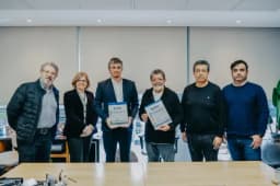 Imagen ilustrativa para la noticia: Vicuña y Fundación UOCRA capacitarán en oficios y maquinaria vial desde octubre