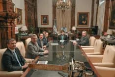 Imagen ilustrativa para la noticia: Minería, en la agenda del gobierno nacional: Vicuña presentó avances ante Javier Milei | Panorama Minero