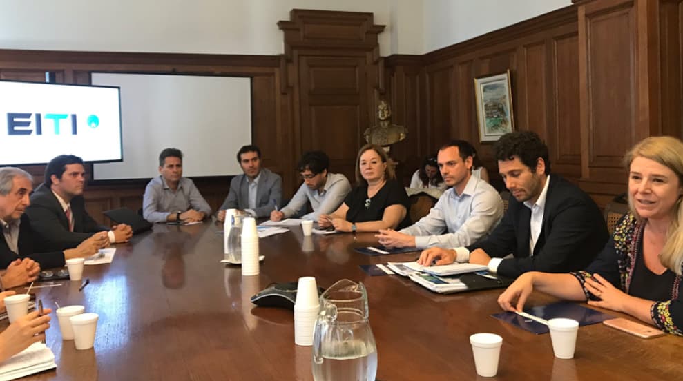 Argentina formalizó al EITI, una iniciativa de transparencia para las industrias extractivas