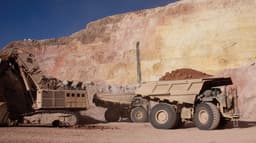 Imagen ilustrativa para la noticia: CAEM sobre la situación del sector del oro y la plata: «En declive por el incremento de los costos en dólares y el freno a importaciones»