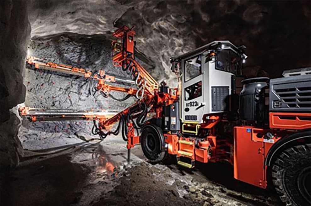El nuevo Jumbo de Tunelización Sandvik DT923i mejora la precisión y la productividad
