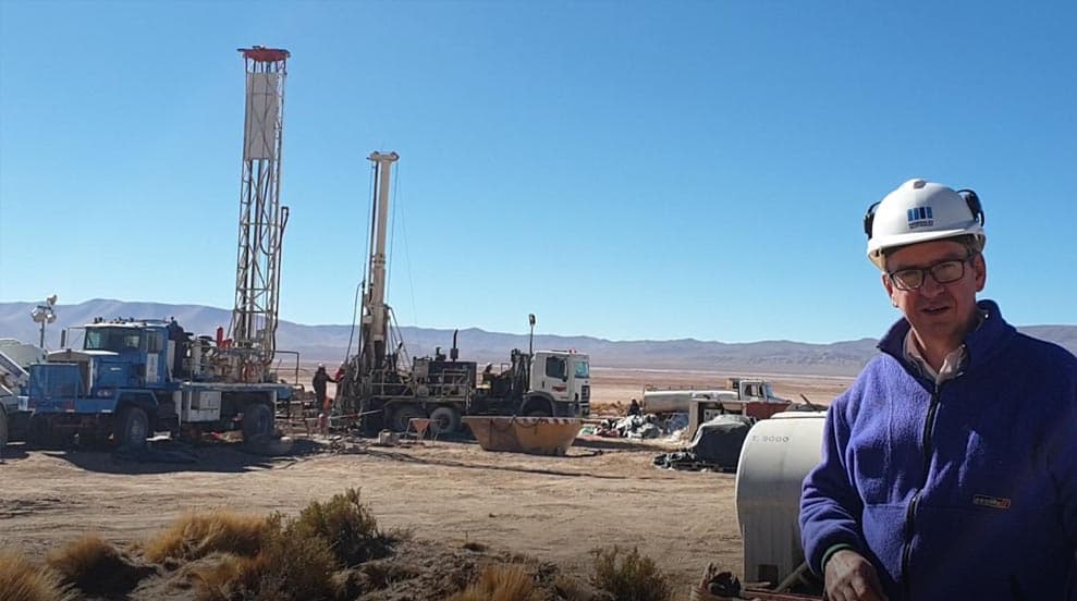 Imagen ilustrativa para la noticia: Lake Resources y Ford Motor Company negocian acuerdo para la extracción de litio del proyecto Kachi | Panorama Minero