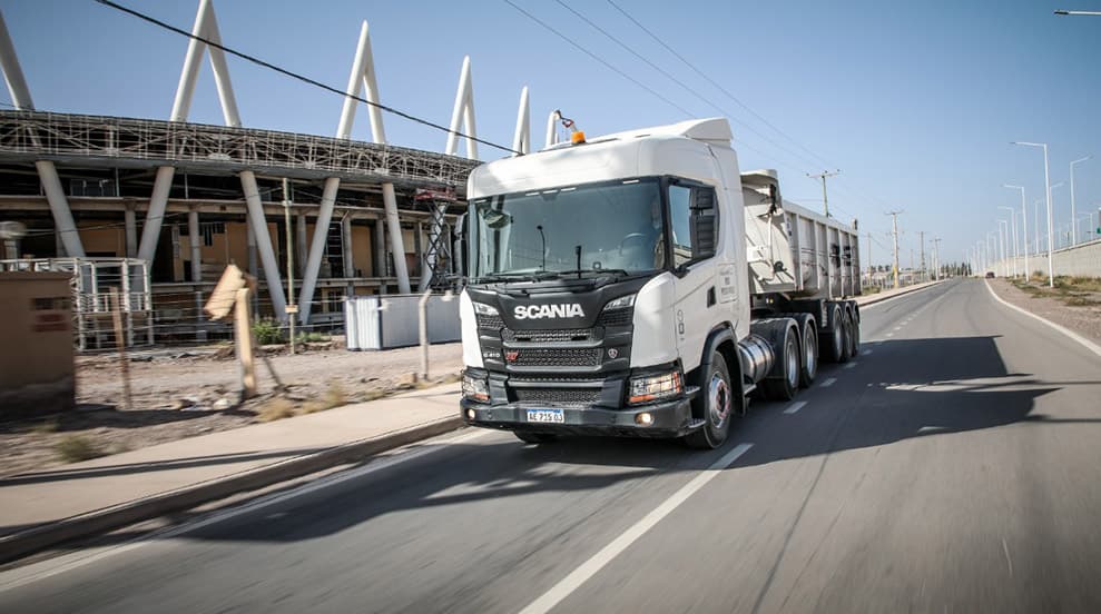 Scania respalda el desarrollo de grandes obras de infraestructura en la cordillera