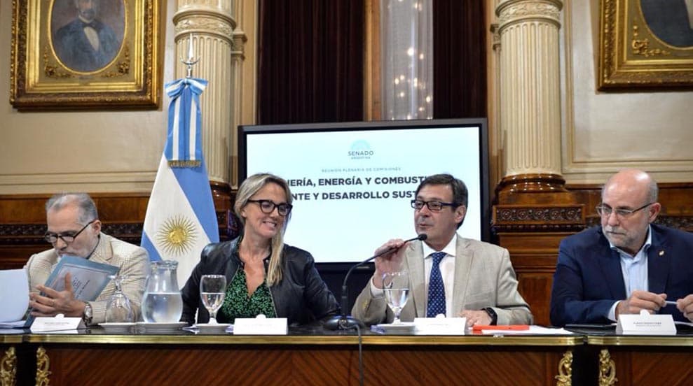 Imagen ilustrativa para la noticia: En el Senado nacional Rubén Uñac inició el debate sobre cierre de minas | Panorama Minero