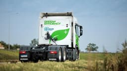 Imagen ilustrativa para la noticia: Scania presentó en Expoagro una mochila que duplica la autonomía de su línea Green Efficiency