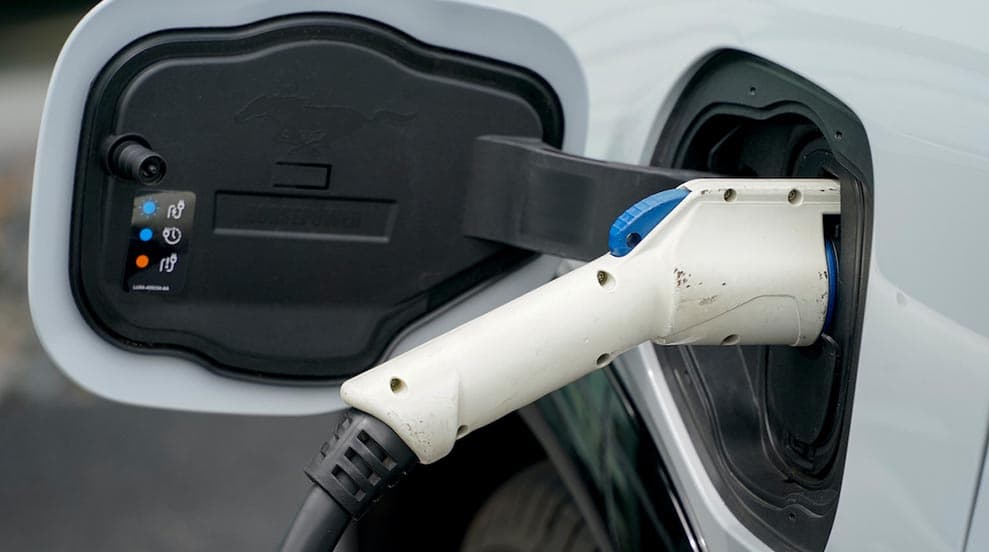 <strong>Las ventas de vehículos eléctricos aumentan 60% a nivel mundial, pero la infraestructura de recarga no avanza al mismo ritmo</strong>