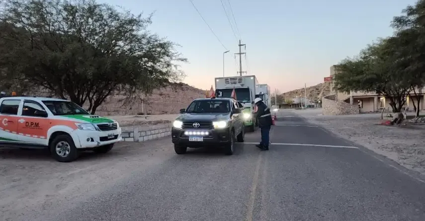 Illustrative image for the news: Catamarca Tightens Mining Transport Rules With Mandatory Escort Corridors Across Key Lithium Routes | Panorama Minero