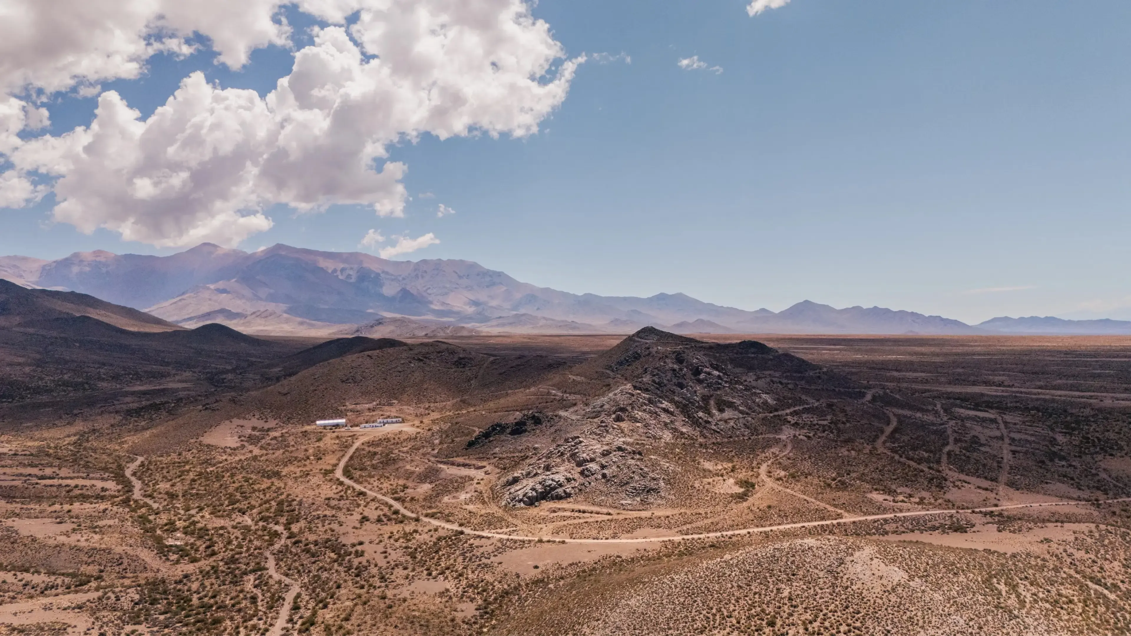 Mendoza Acknowledges That Copper Development Will Require an Expansion of the Provincial Electricity Infrastructure