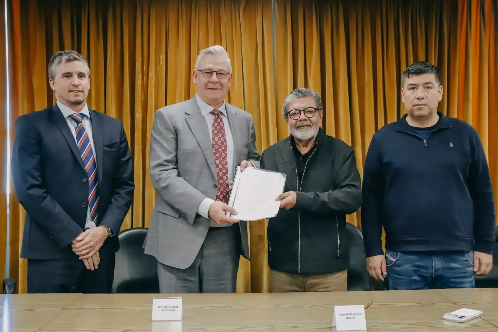Vicuña y UOCRA acordaron condiciones laborales para el proyecto