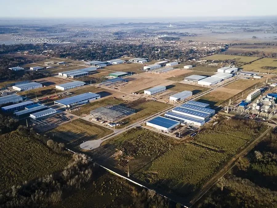 Incendio en Ezeiza: Larocca Minería, entre las empresas afectadas por la explosión