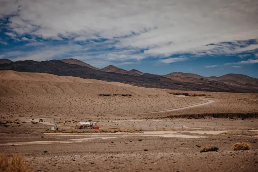 Illustrative image for the news: Vicuña Launches Tender Process for Construction of the Northern Corridor | Panorama Minero