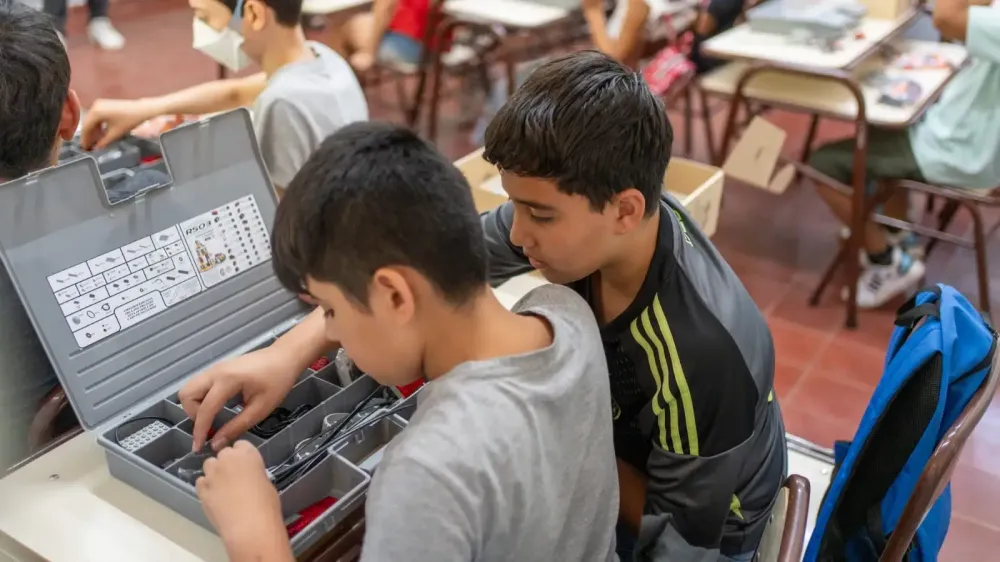 Imagen ilustrativa para la noticia: Verano Tech 2026 se implementa por primera vez en departamentos mineros de San Juan | Panorama Minero