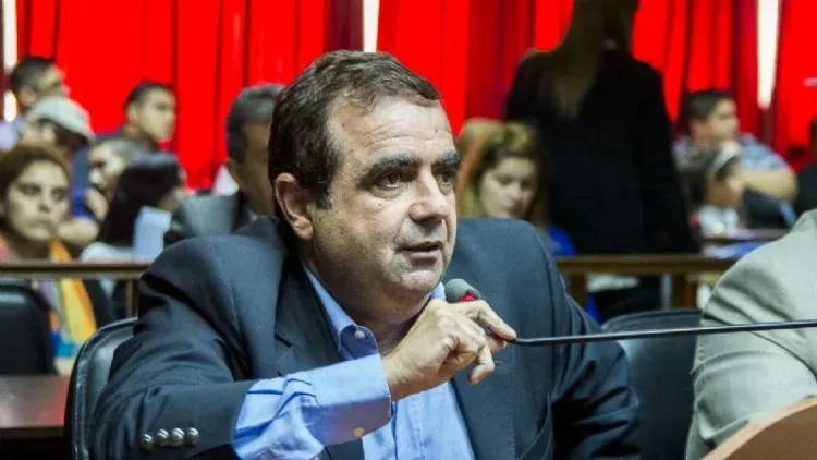 Imagen ilustrativa para la noticia: Fernando Jalil retorna a la presidencia de YMAD tras acuerdo histórico entre Catamarca y Nación | Panorama Minero