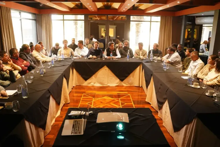 Illustrative image for the news: The Government of San Juan Engaged in Dialogue with Mining Supplier Chambers | Panorama Minero